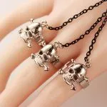 Gothic Bracelet with Skull Spike 11102